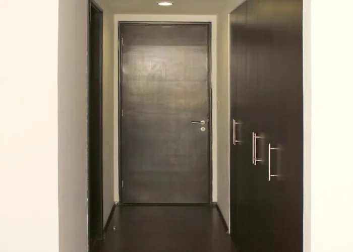 Pia Aparthotel 4*